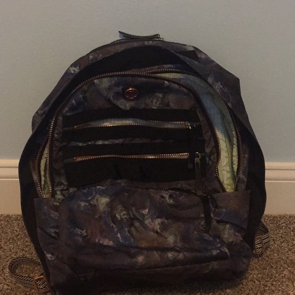 Lulu lemon bag